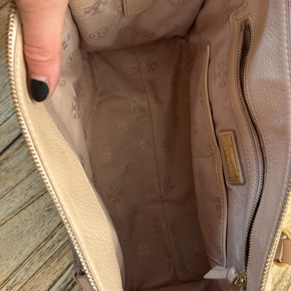 Tory Burch Britten blush pink handbag - Picture 6 of 7